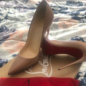 Christian Louboutin So Kate Patent